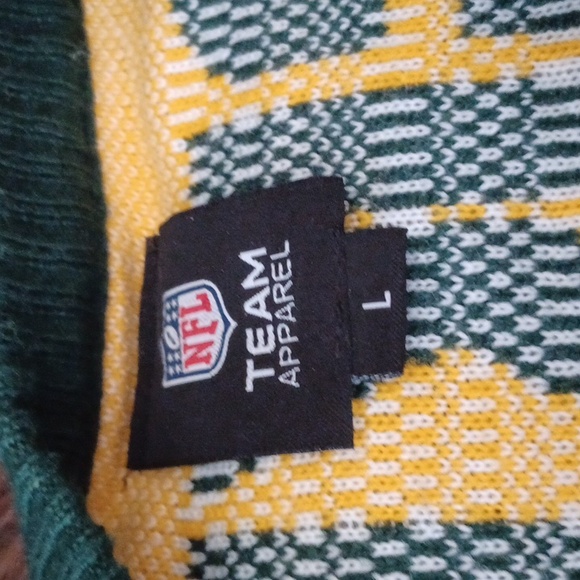 Size Large Green Bay Packers Light Up Sweater. NFL TEAM APPAREL - Picture 4 of 11